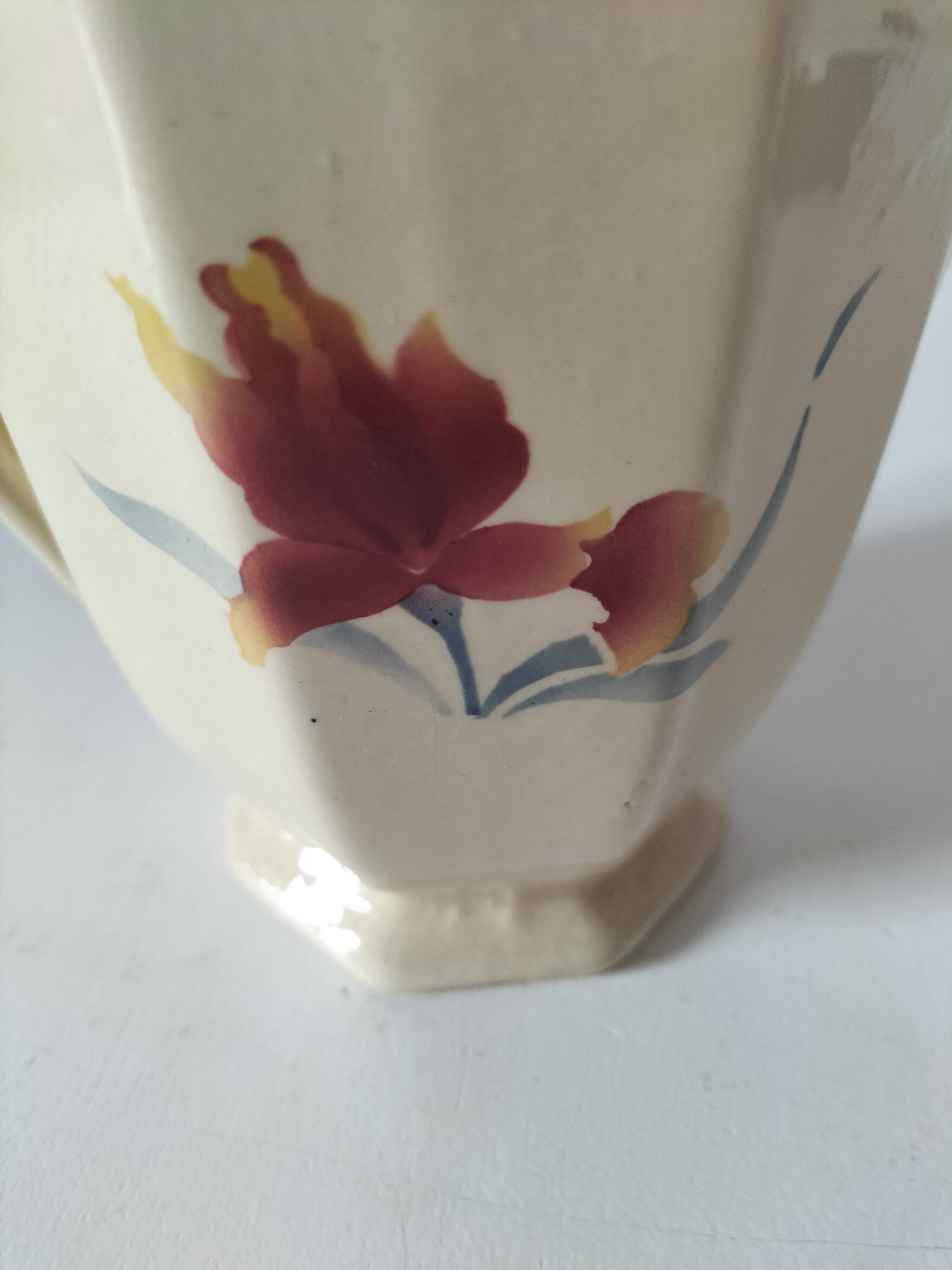 Jug Digoin Sarreguemines model 9225 – stylised floral decoration