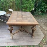 Table de salon en bois massif