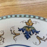 Ceramic dish of Gien Renaissance