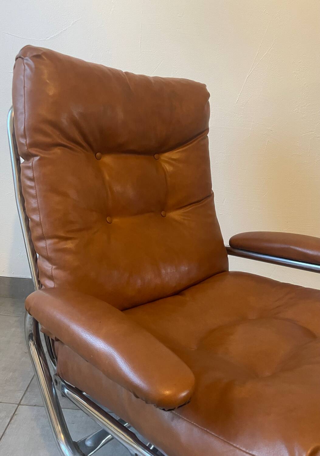 Vintage reclining lounge chair and footrest
