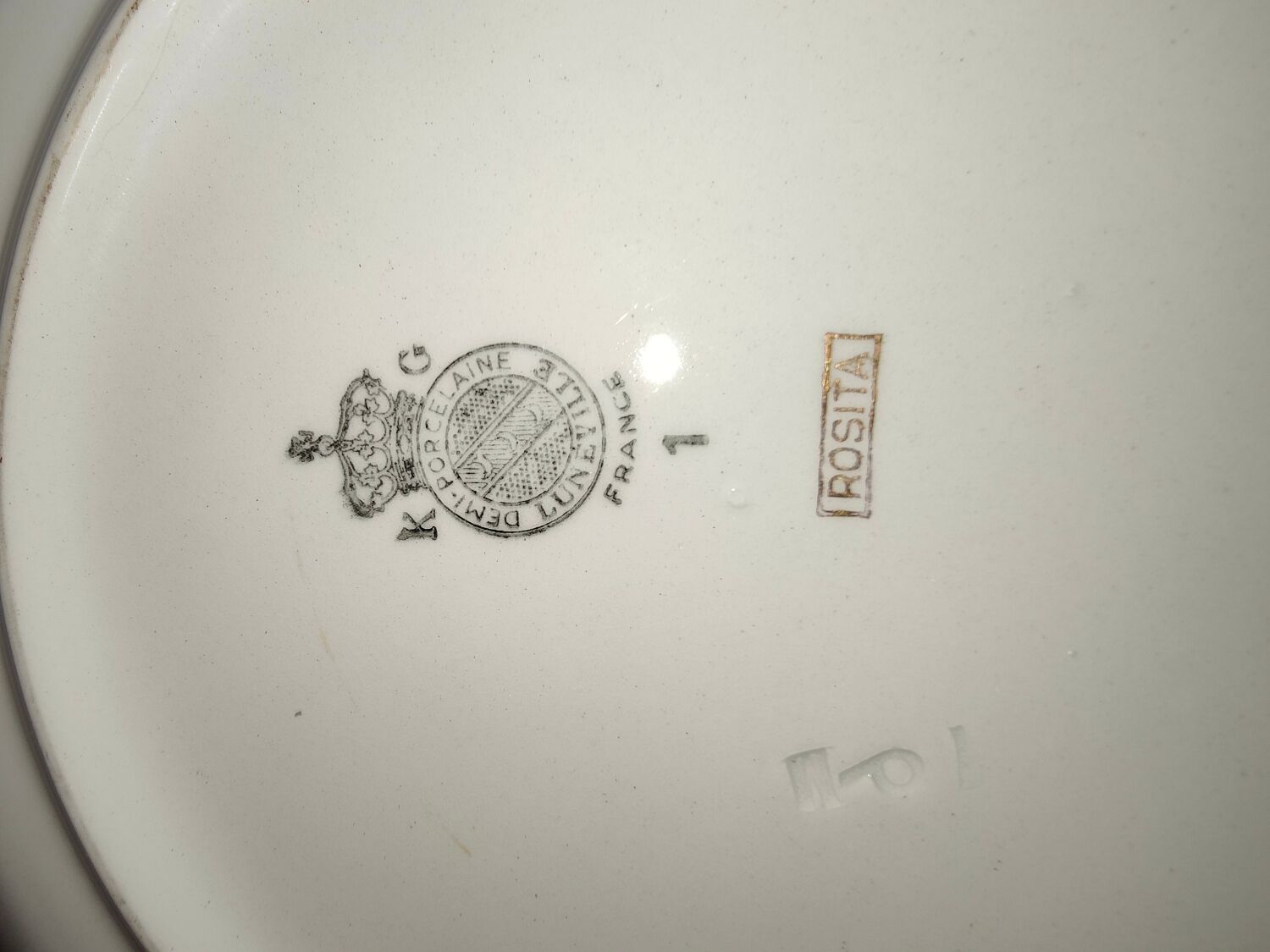 Old service 28 pieces porcelain KG Keller and Guérin Lunéville France decorated with flowers Rosita XIXth Century