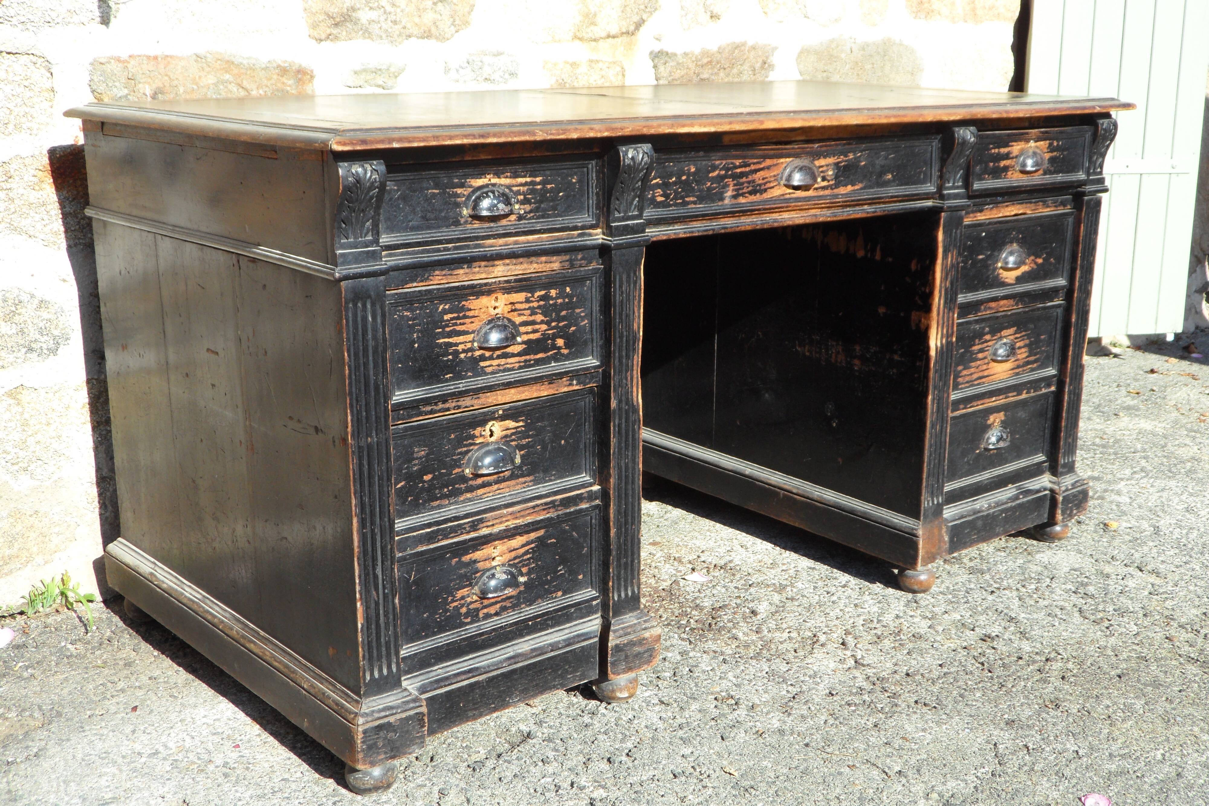 30 years american desk