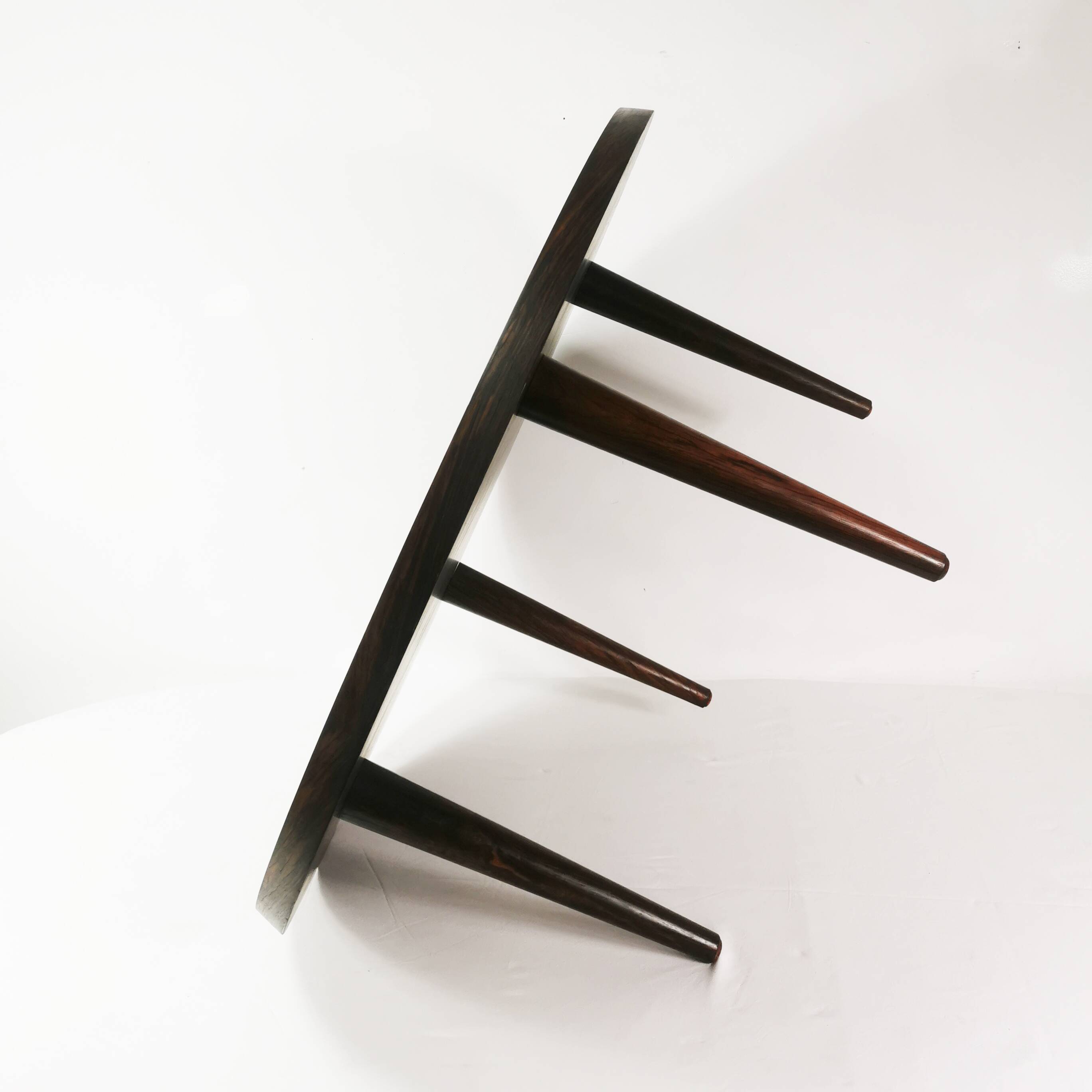 Round mid-century rosewood coffee table, Silkeborg, Denmark, 1960s.