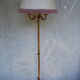 Lampadaire tripode trois bras de lumières en bronze de style Louis XV