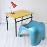 Table d'écolier jaune