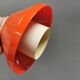 Un lampadaire orange en plastique ABS dur pressé. Danemark années 1970.