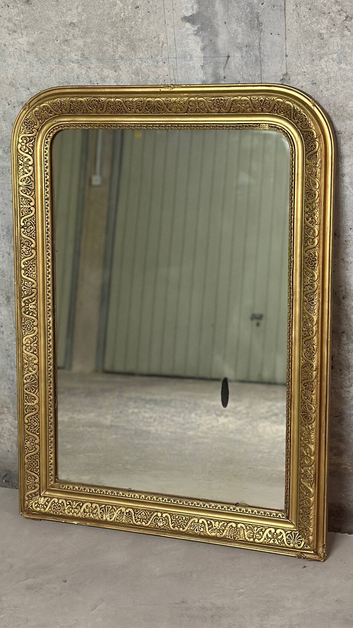 Antique Louis Philippe gilded mirror - 103 x 74 cm