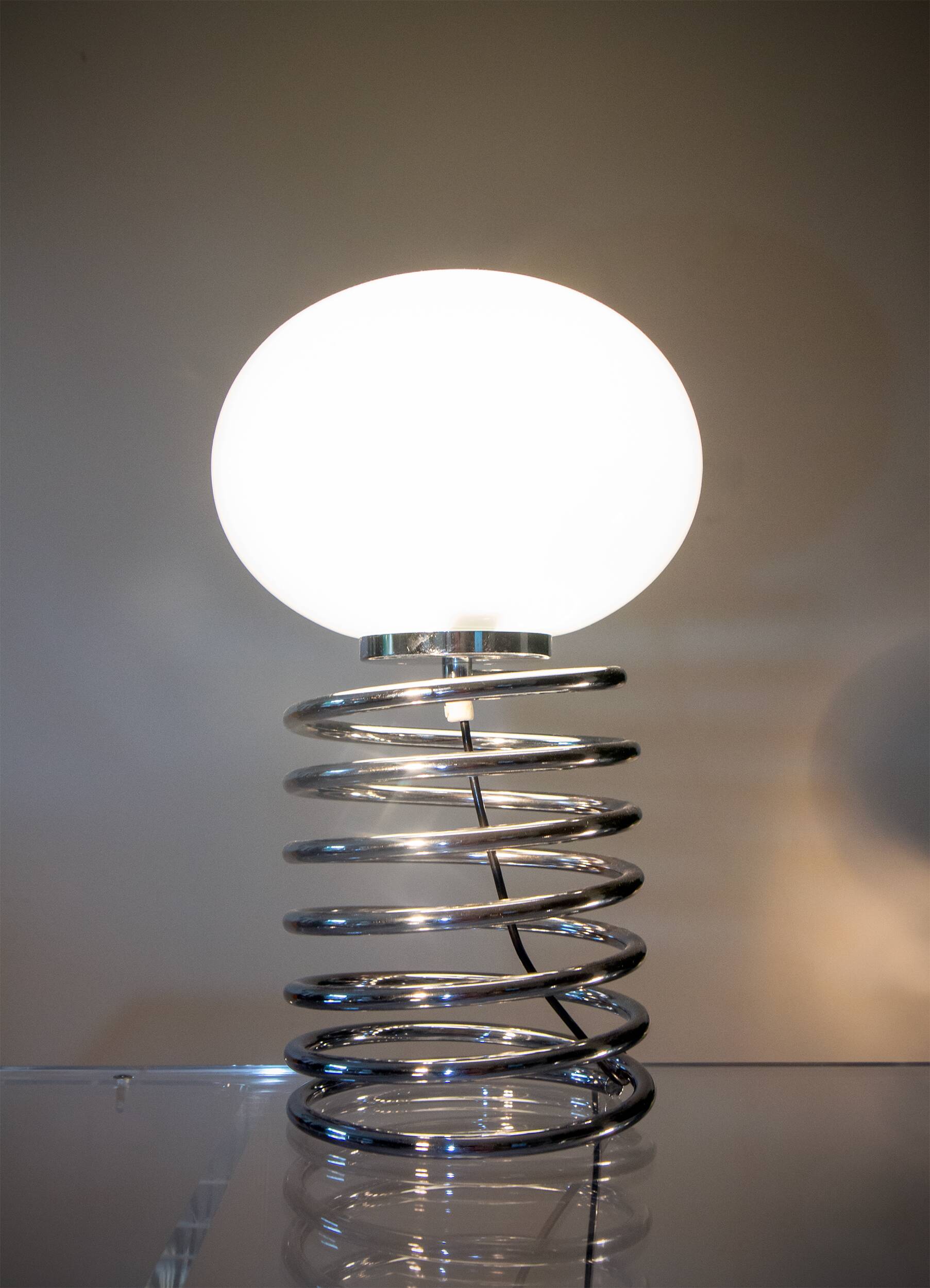 Spiral lamp Ingo Maurer late 60s, glass and chrome