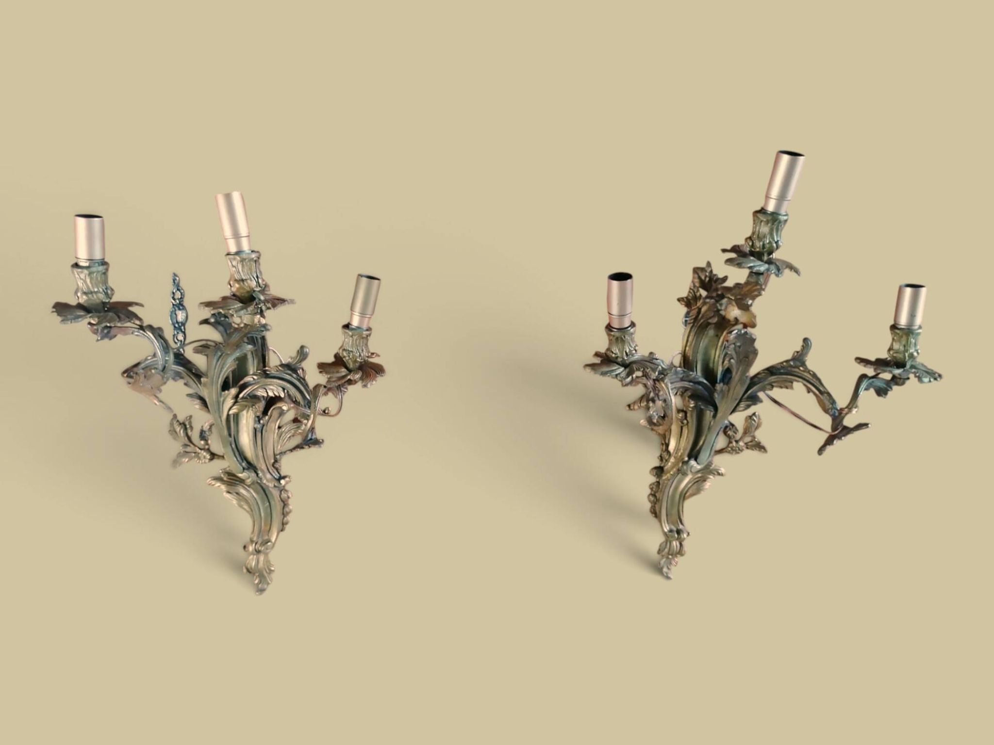 Pair of large wall sconces in Louis XV / Rococo / Baroque style.
