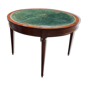 Round table with Louis XVI style extensions