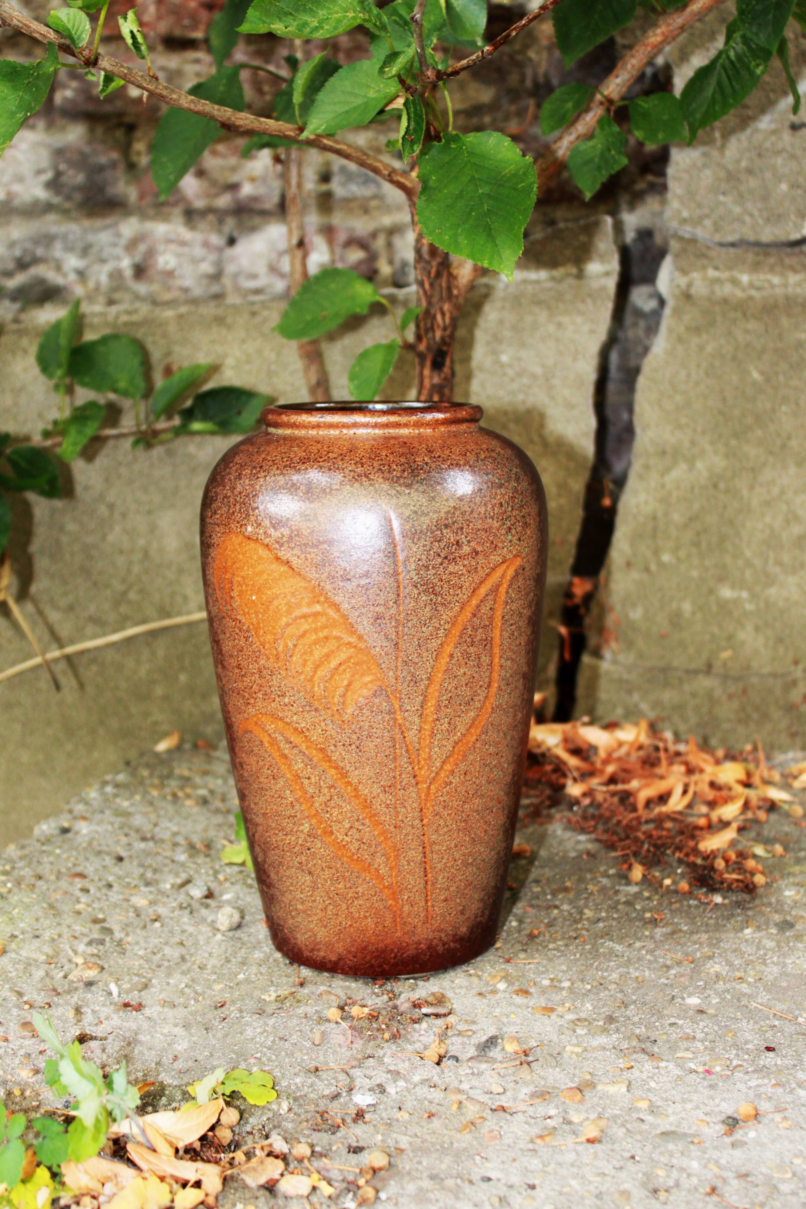 Ceramic vase W.Germany 504-24.