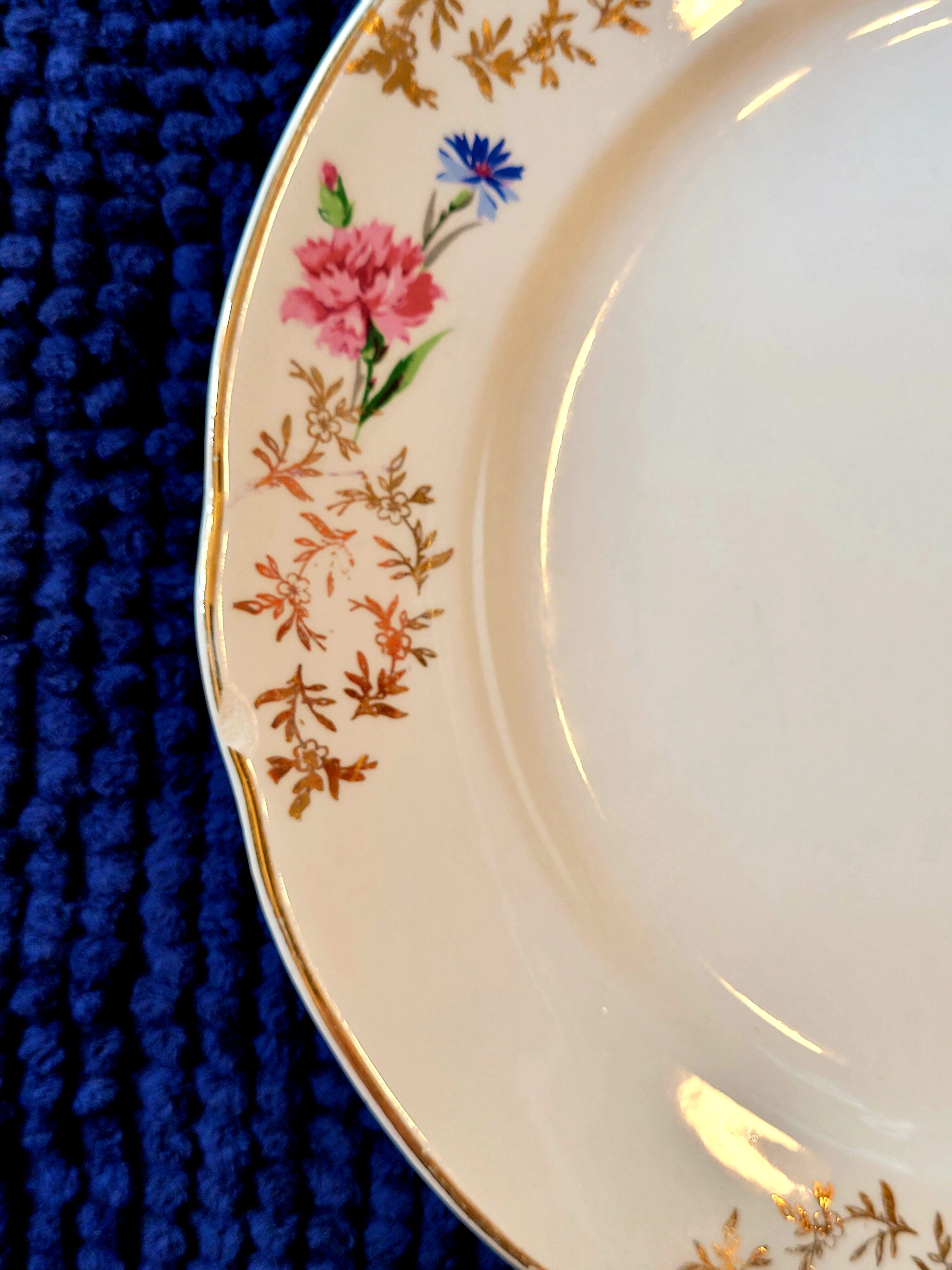 Vintage flat plates decorated with Sarreguemines flowers
