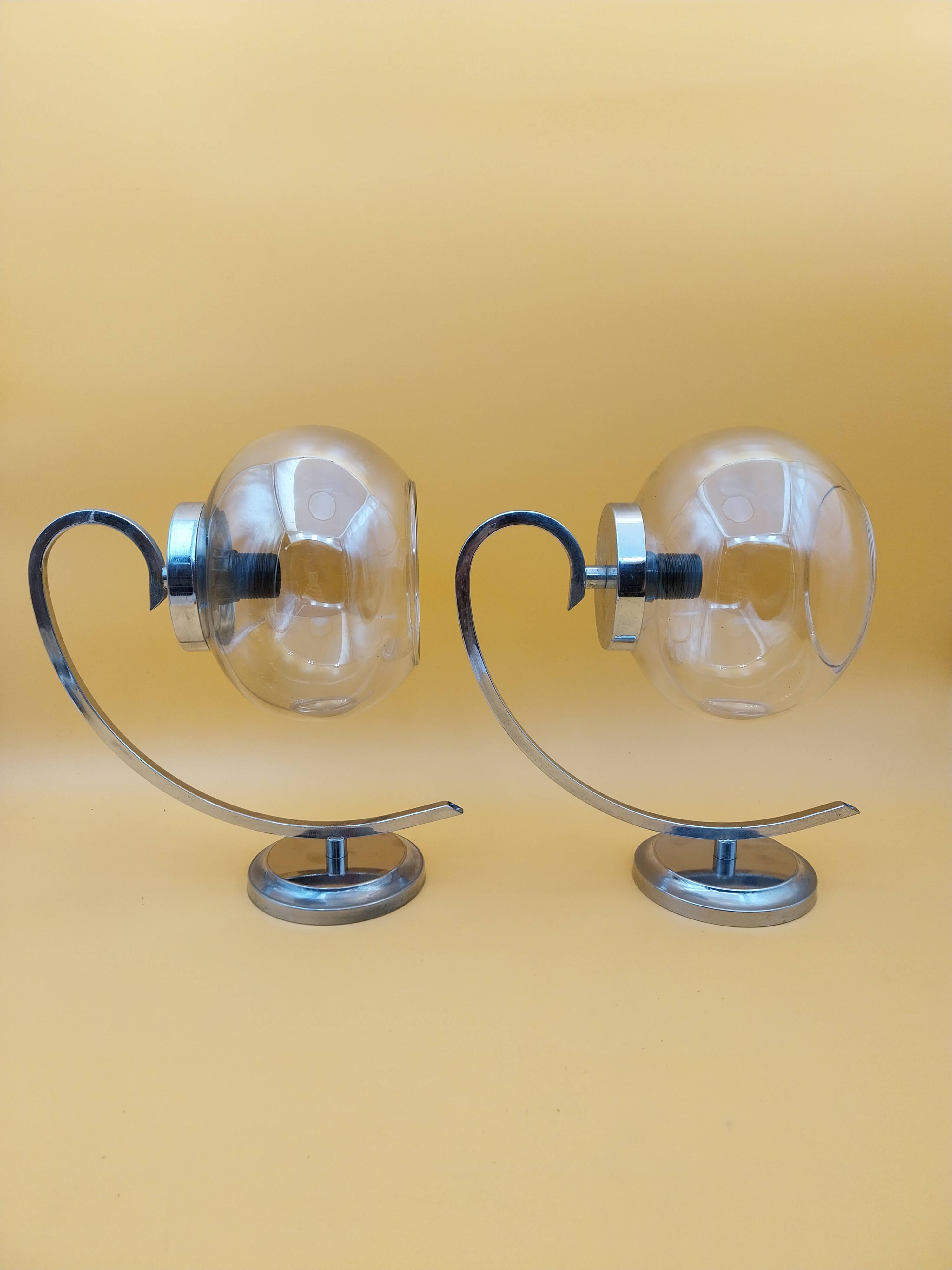 Paire d' appliques métal chromé globe verre