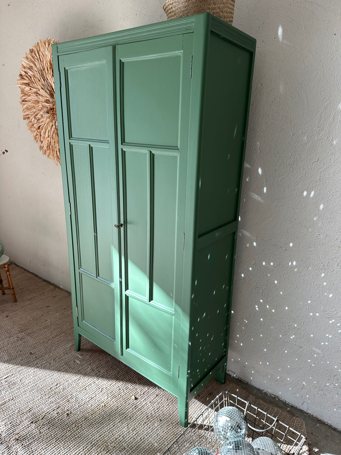 Armoire parisienne verte