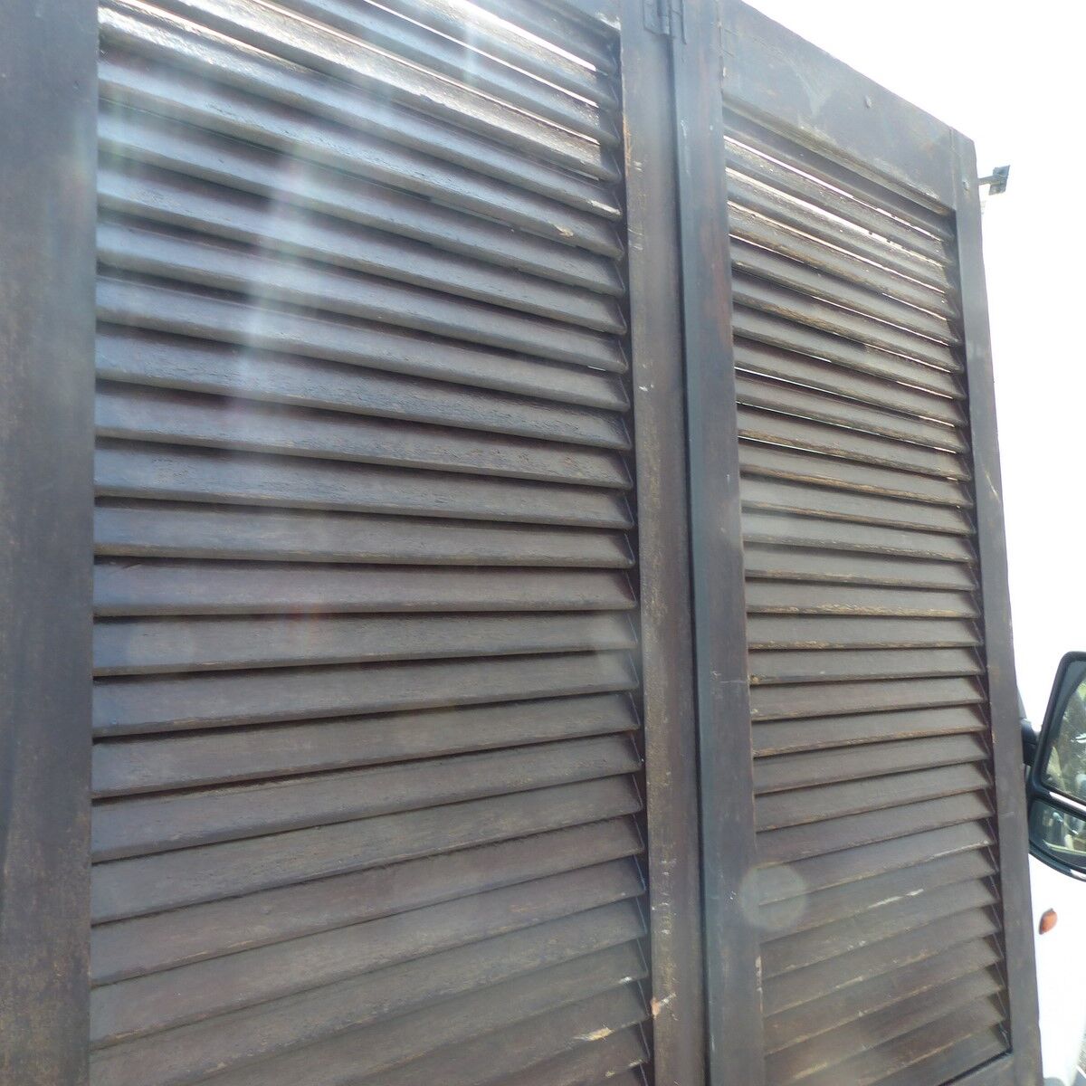 Wooden louvers 2 flaps