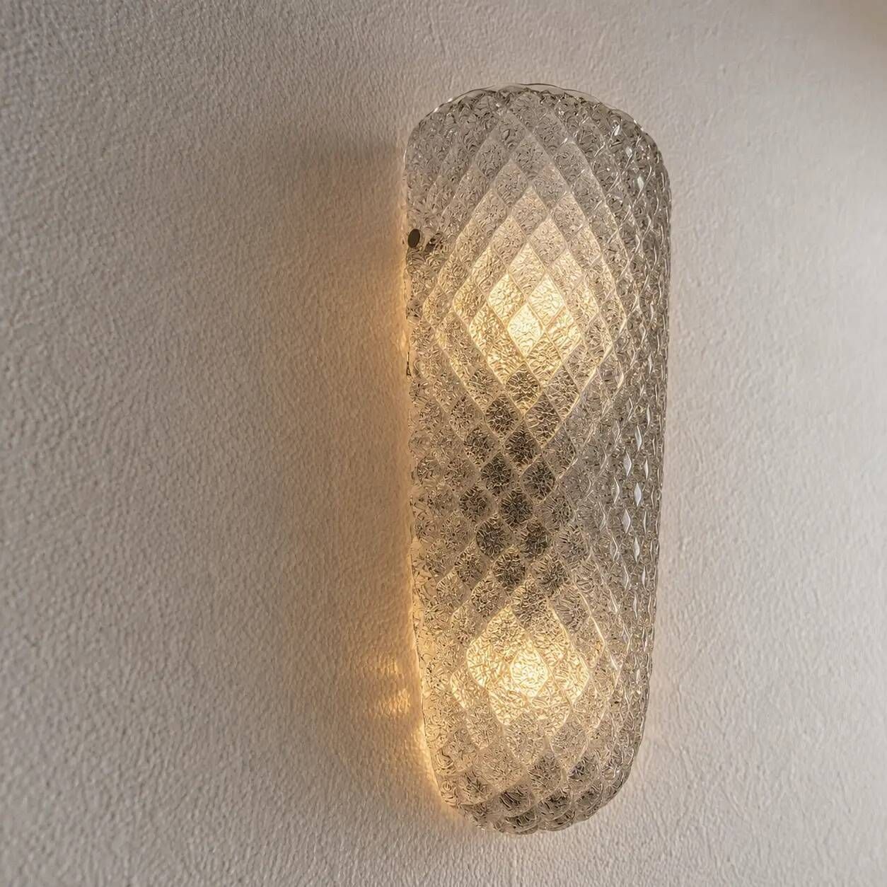 Elegant Mid-Century “Graniglia” Rhombus Murano Glass Wall Sconces, Set of 2