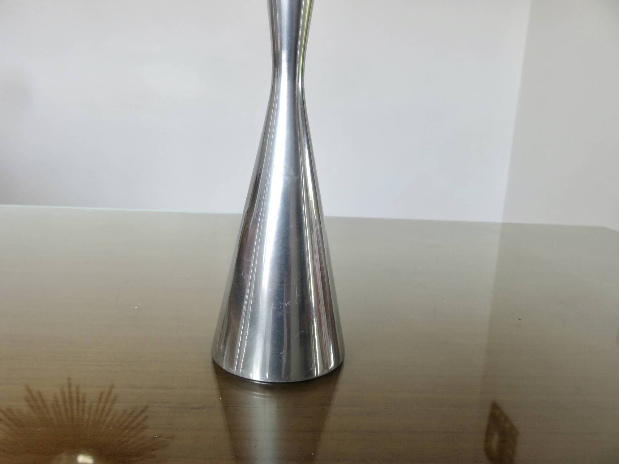 Series of 3 Scandinavian "diabolo" candlesticks in aluminum 1970