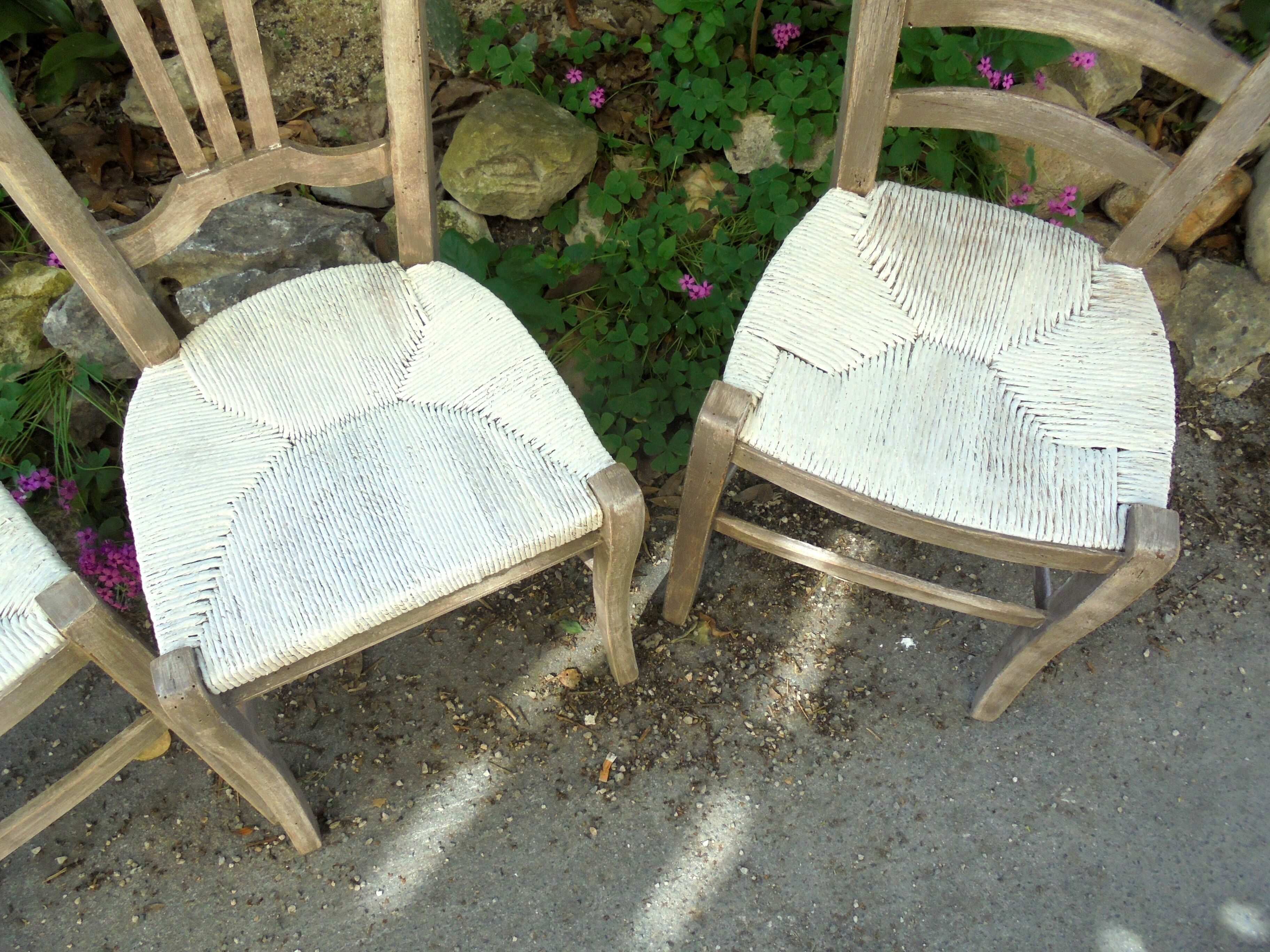 Lot 4 mulched chairs