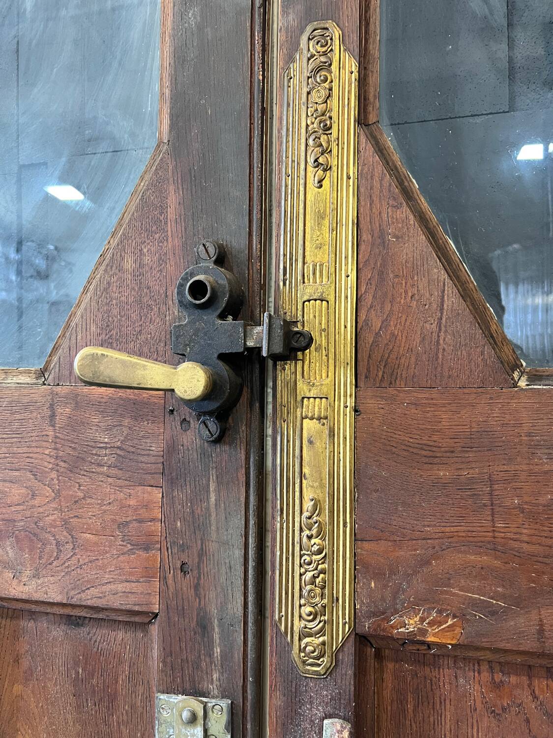 Porte vitrée Art Déco à double battant