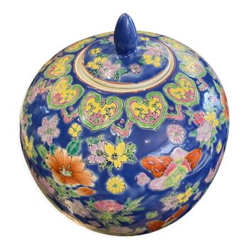 Pot à gingembre chinois en porcelaine fond bleu décor aux papillons