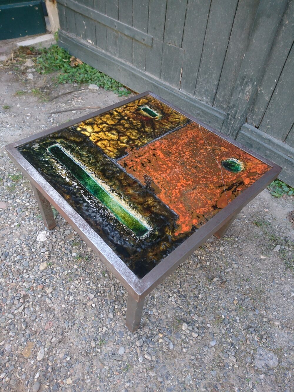 Set of 2 tables enamelled lava