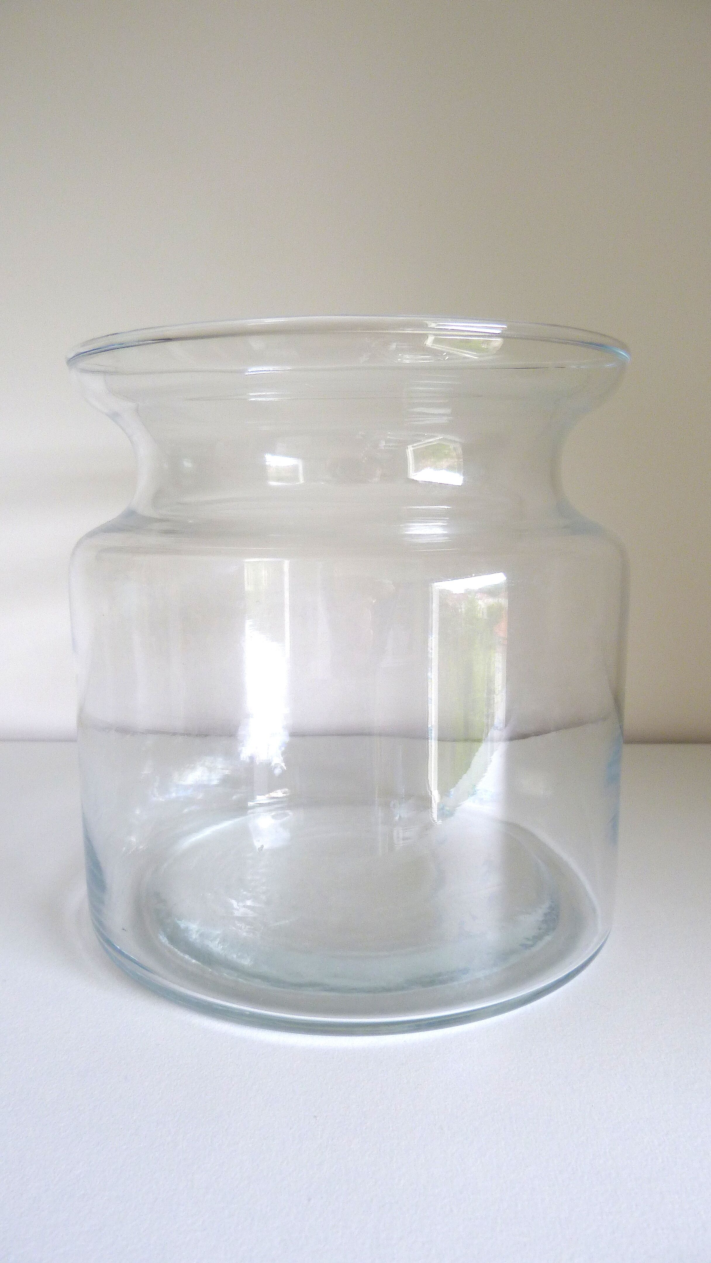 Glass vase