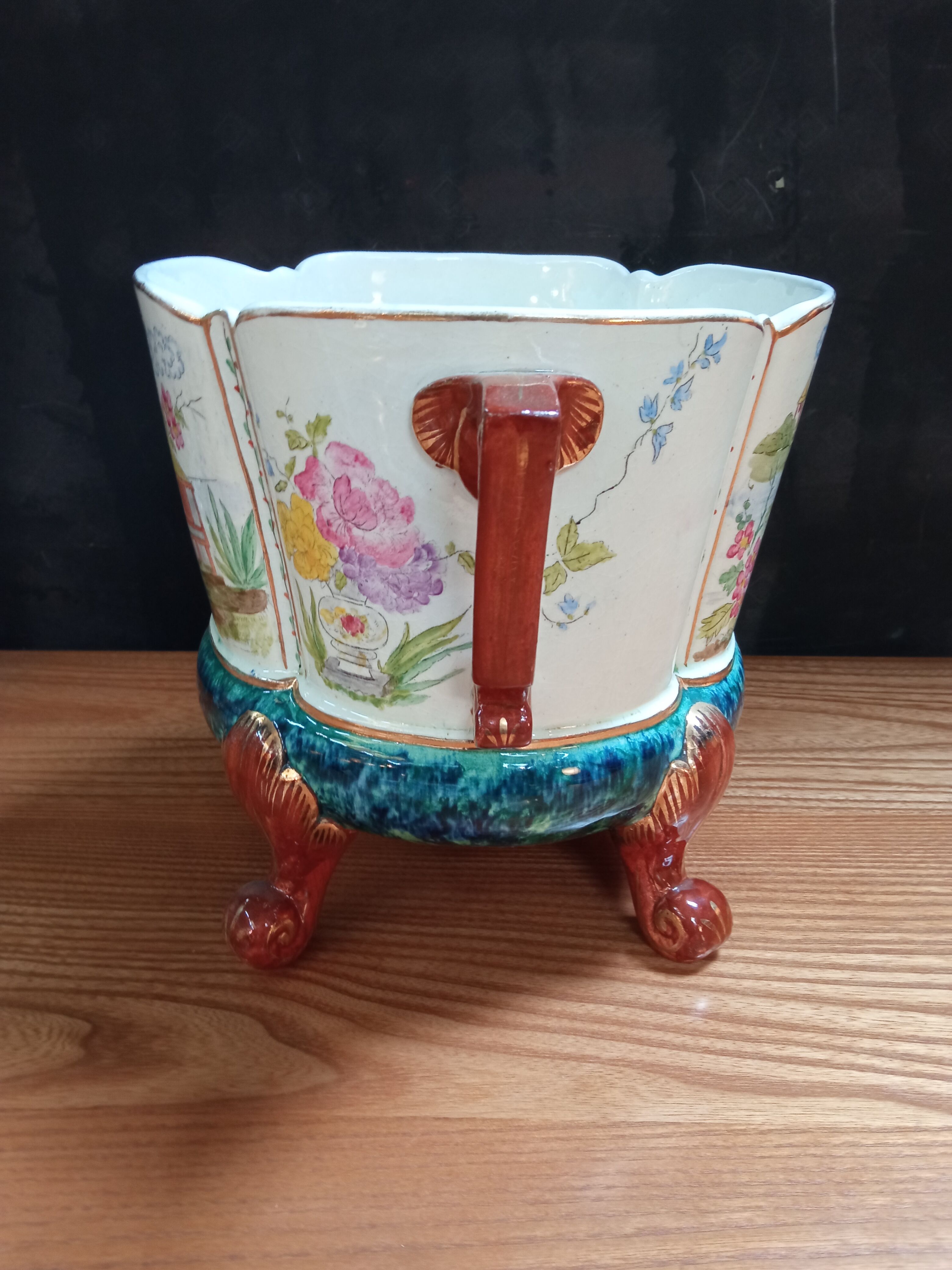Ceramic pot cover