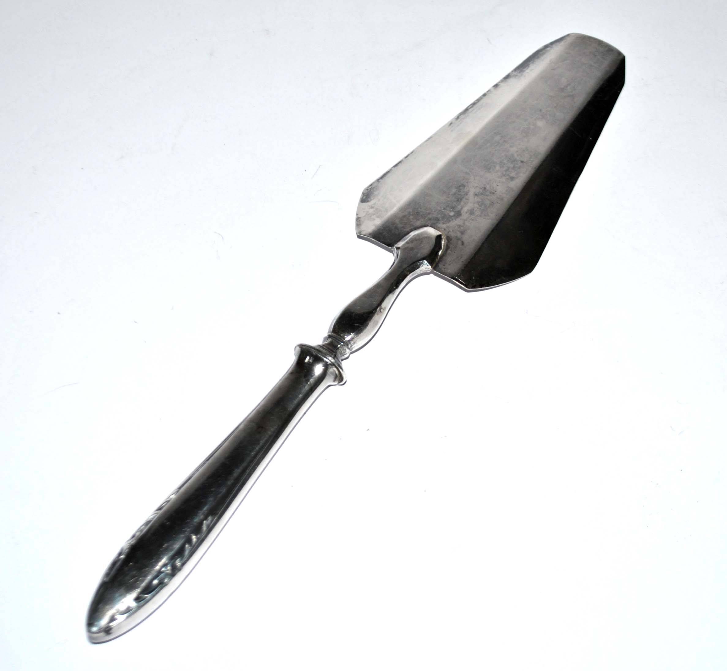 ART DECO pie server in silver metal - geometric decoration 1920-1930