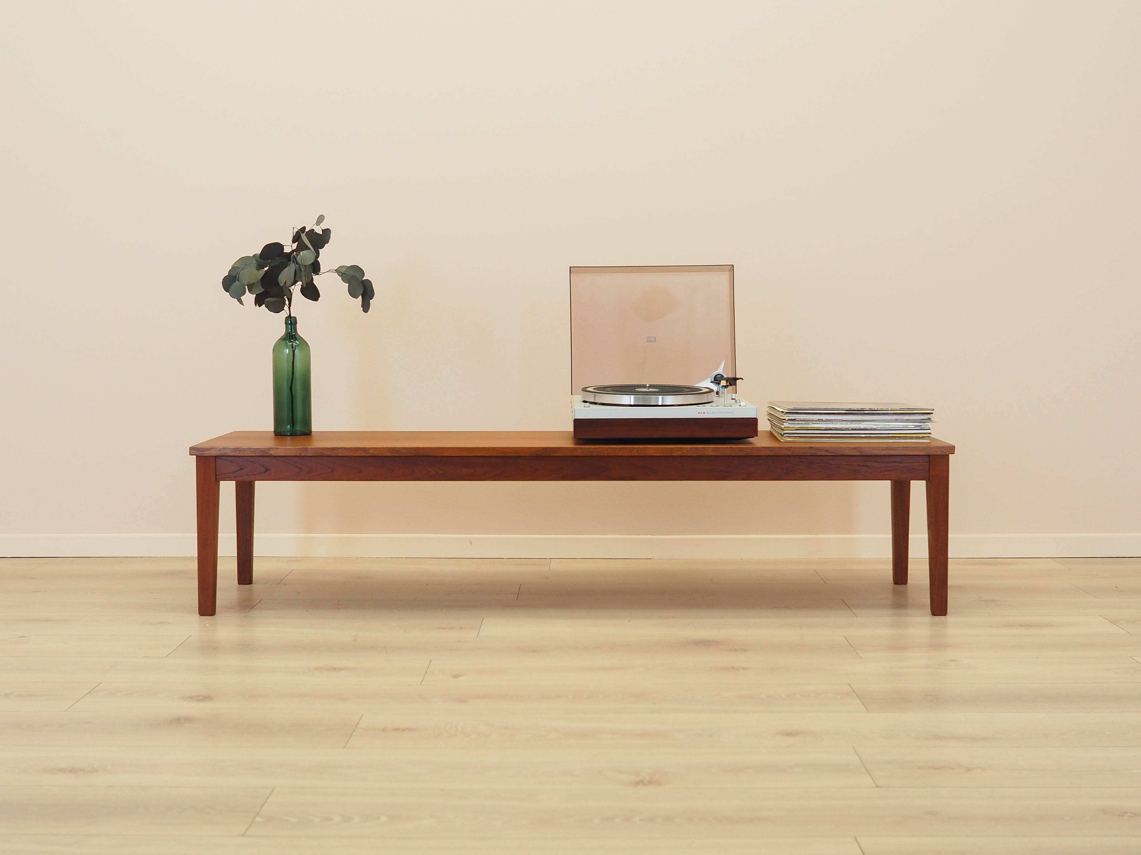 Lowboard, design danois, années 1970, fabriqué au Danemark