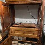 Hi-fi TV storage unit in solid cherry wood