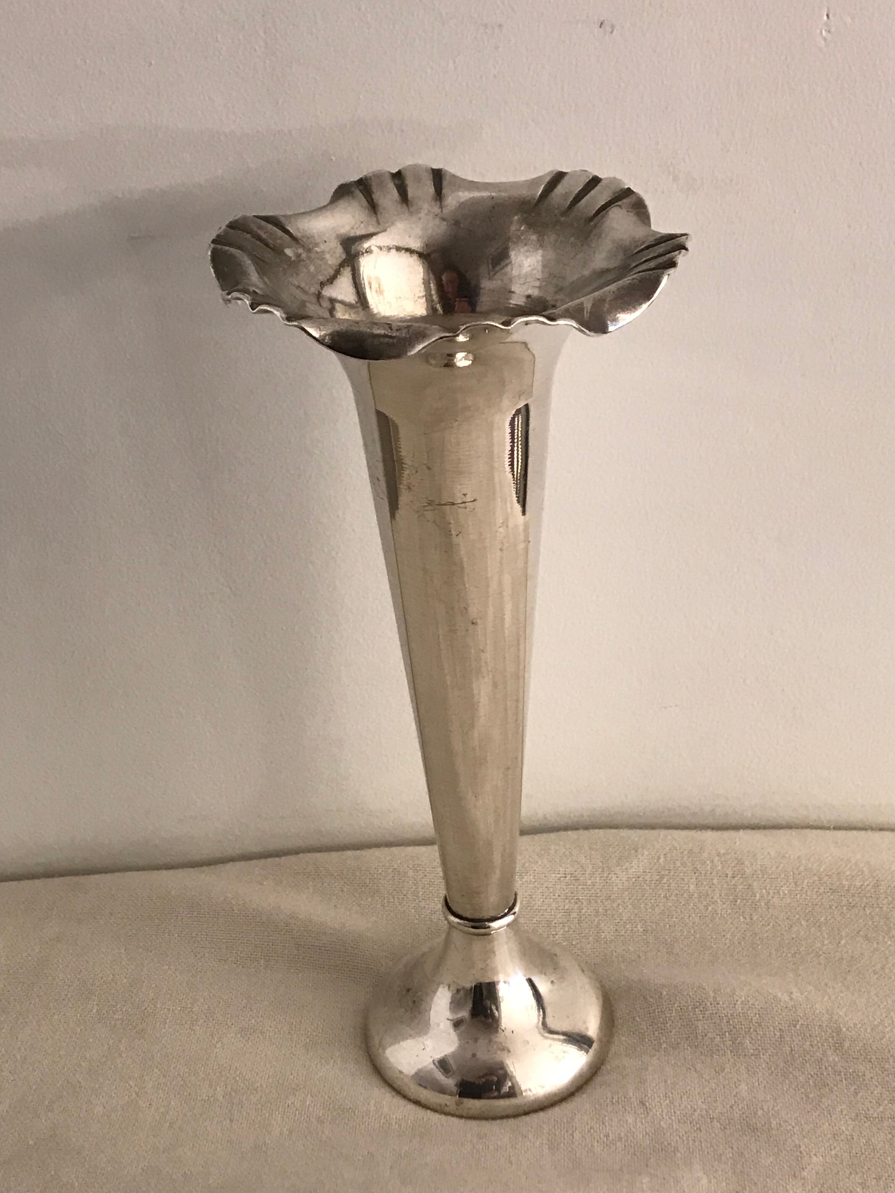 Art deco vase in silver metal Félix Frères Toulouse