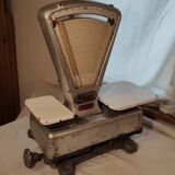 Old scale 1960 in aluminum