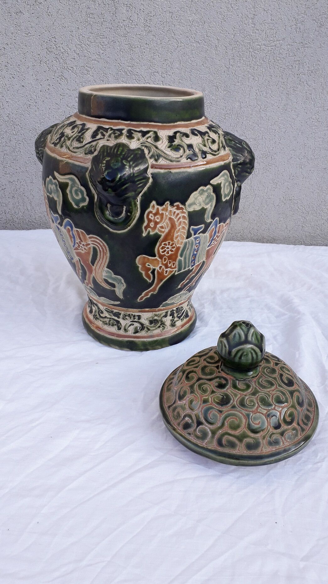 Ceramic covered pot