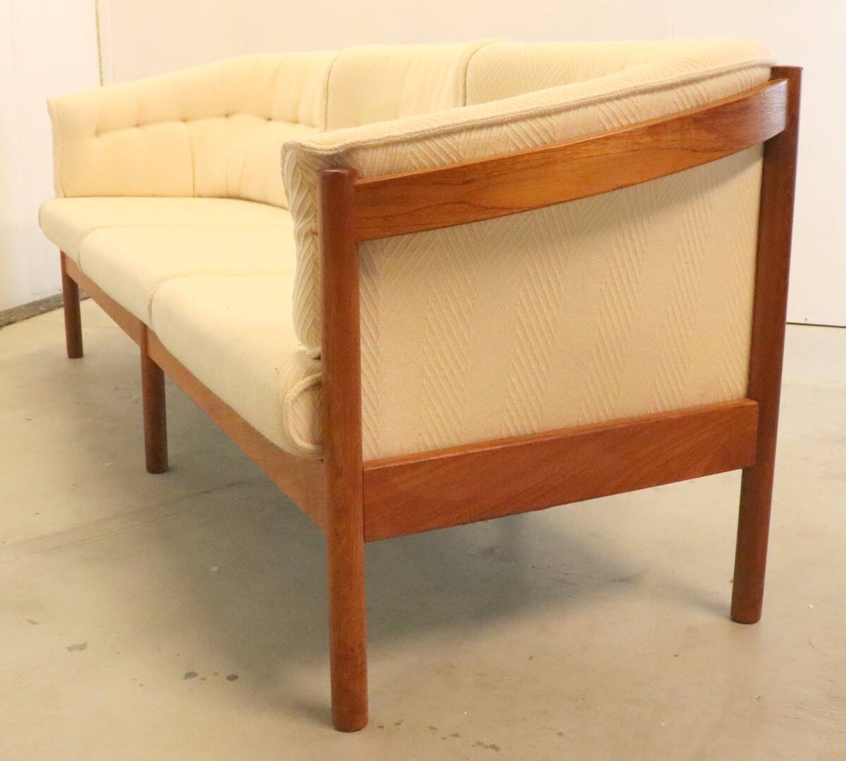 Vintage Nielaus mobler N100 bank