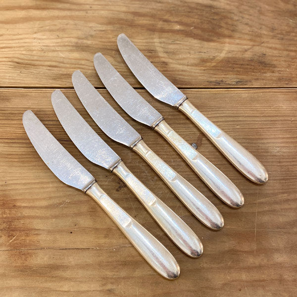 Series of 5 cheese knives or silver metal dessert
