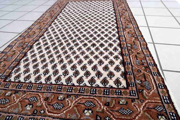 Vintage indian carpet seraband handmade 73cm x 140cm 1970s