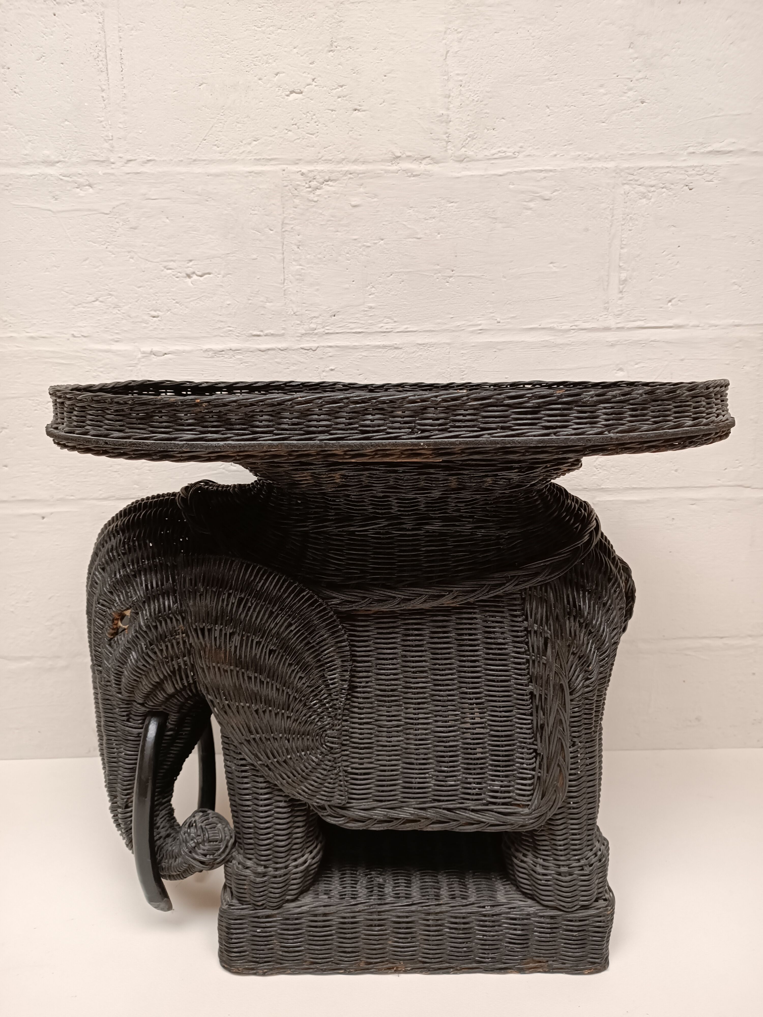 Coffee table elephant wicker and rattan 70s