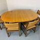 Table à manger ronde extensible en chêne, design danois du milieu du siècle, années 1960