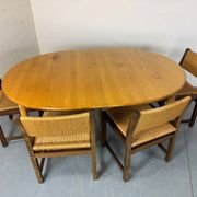 Table à manger ronde extensible en chêne, design danois du milieu du siècle, années 1960
