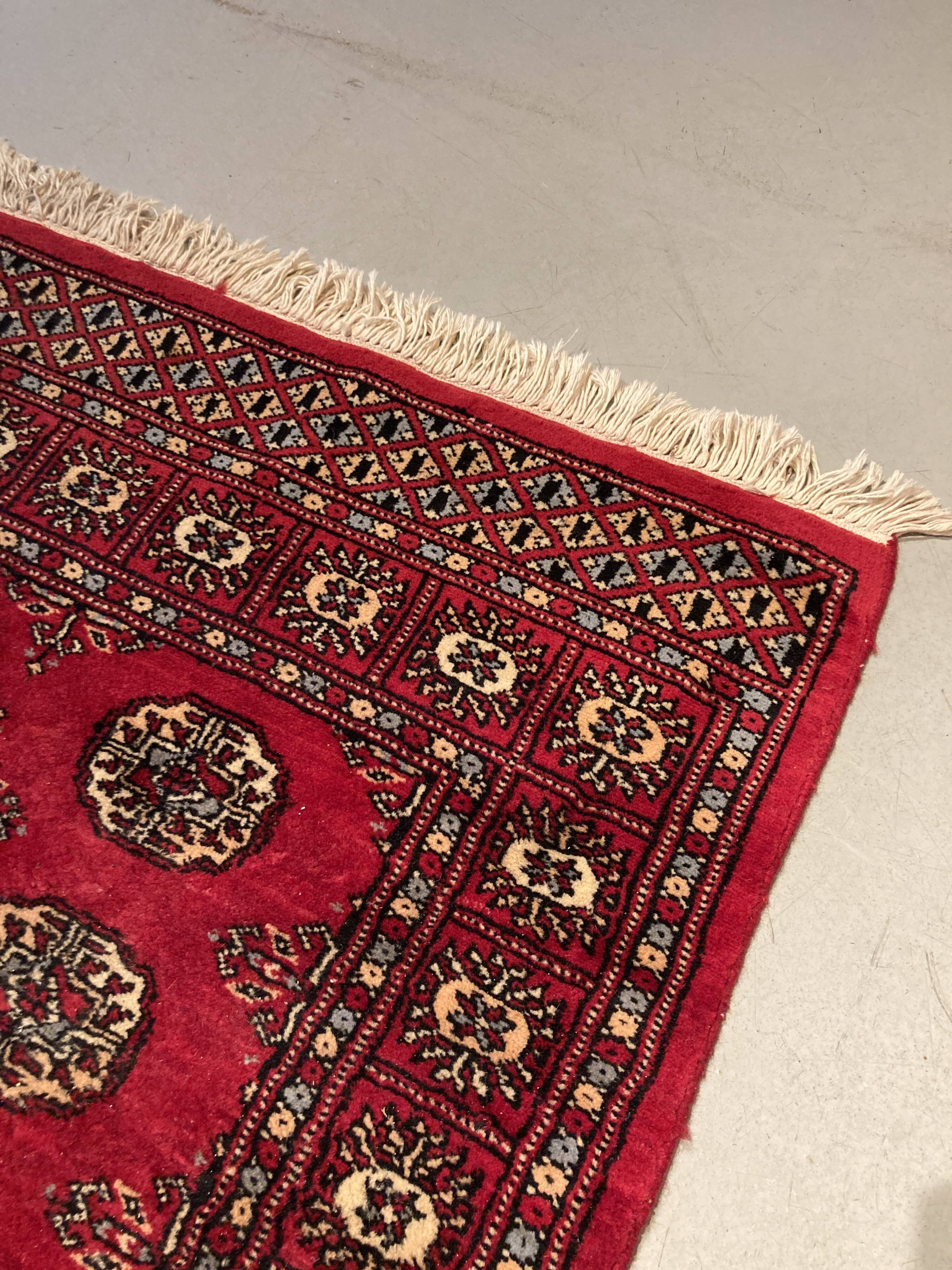 Hand-knotted oriental rugs in wool and silk