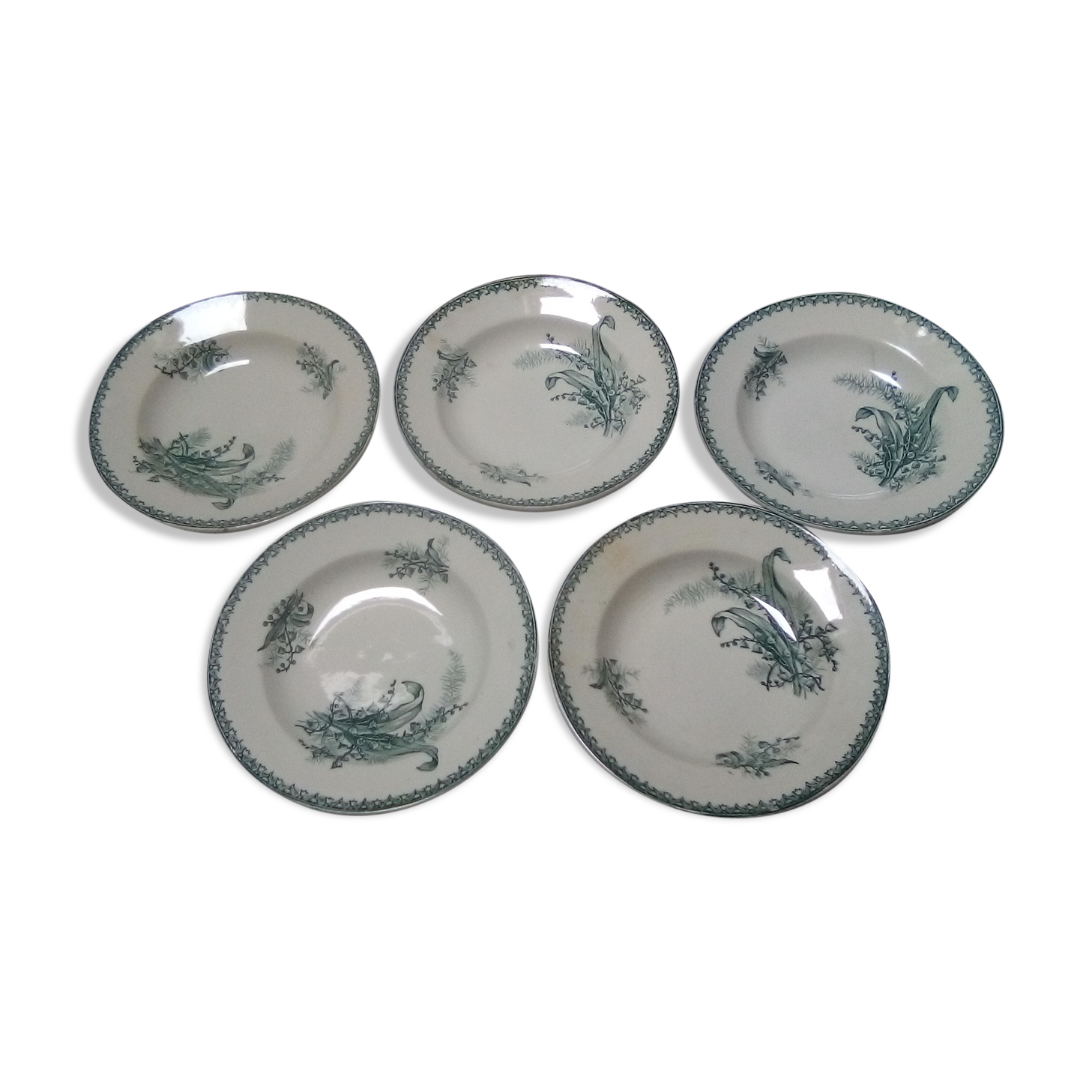 Set de 5 assiettes creuses Terre de Fer Muguet  St Amandinoise