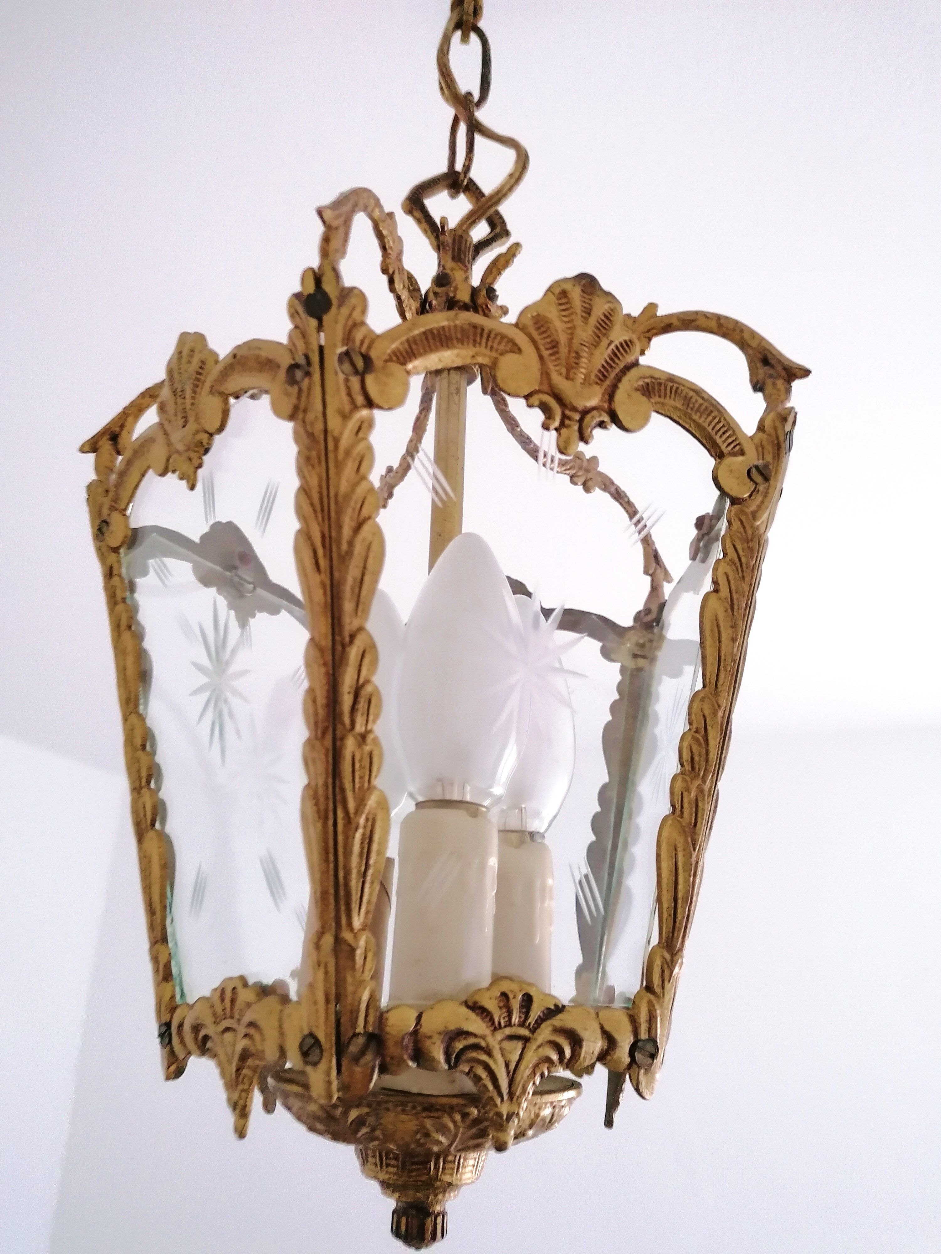 Former Hall Lantern in Golden Bronze - 3 Fires - 5 Chiseled Glass Faces - Early XX th.
