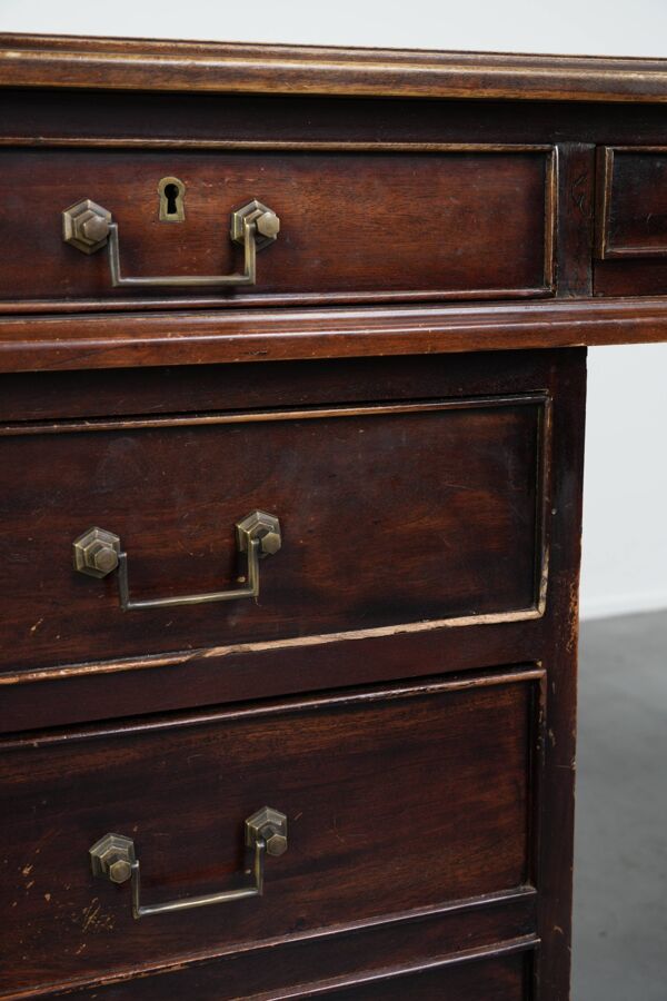 Bureau en bois du 20e siècle / bureau partenaire de style anglais avec une belle apparence.