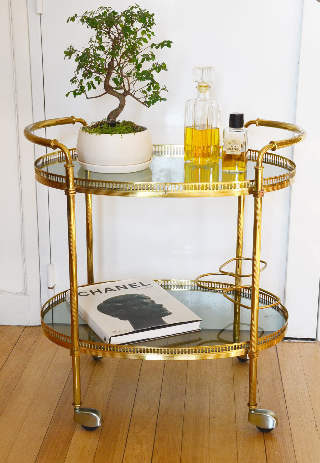 Skateboard brass glass 60 years serving