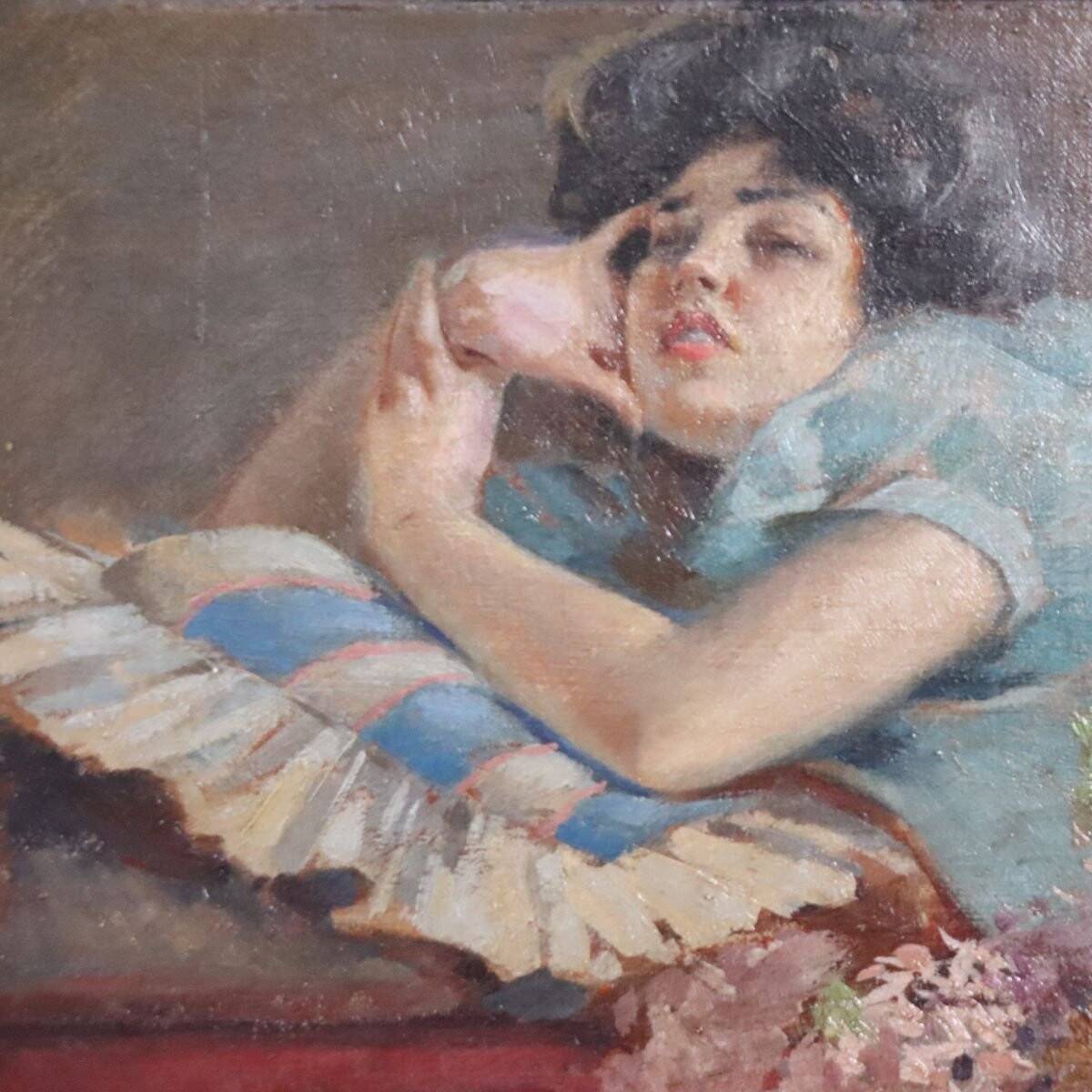 Fille allongée, peinture à l'huile sur panneau signée A Villa, Italie fin du 19ème siècle