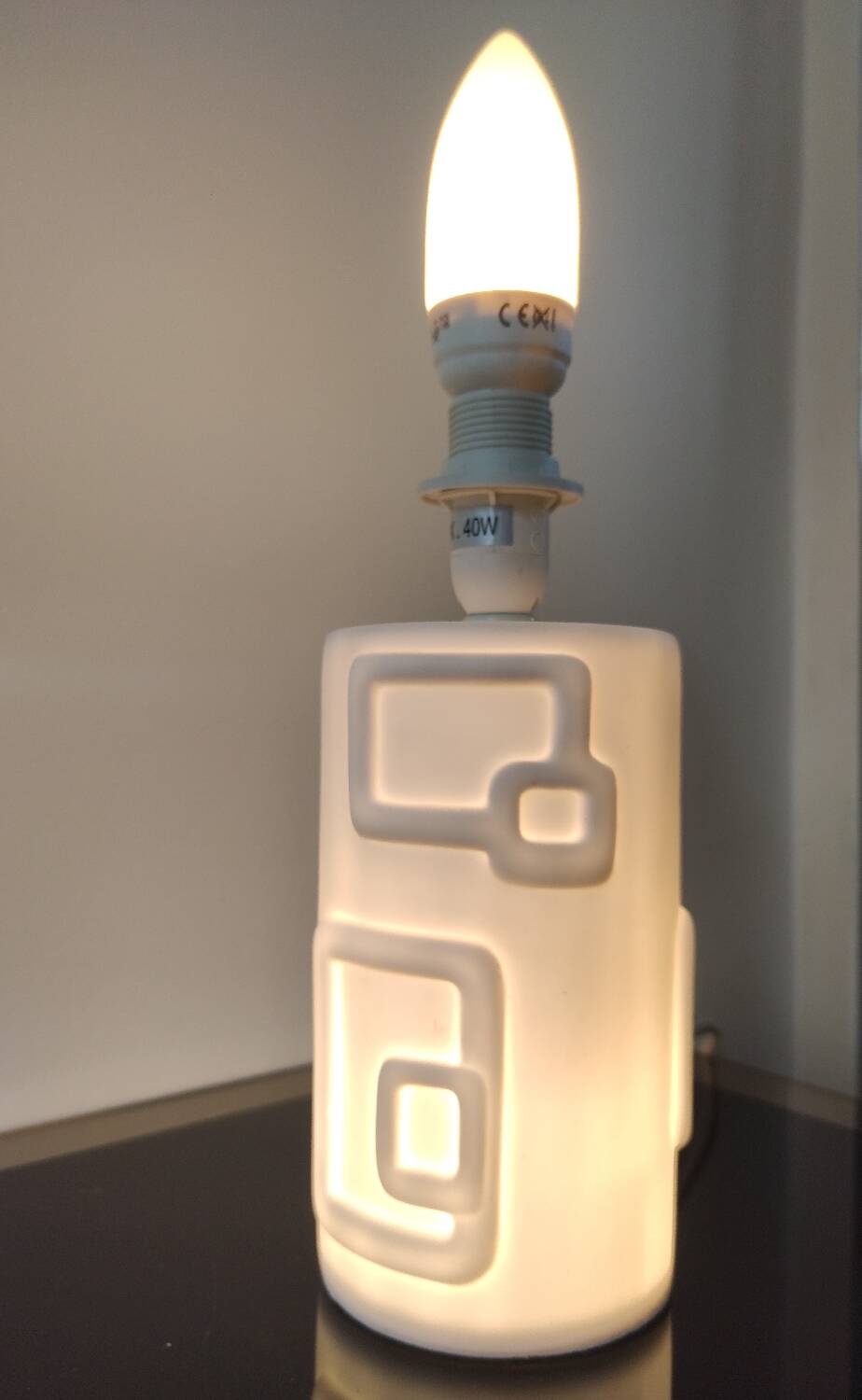 Vintage table lamp "Lucide" - Space age design