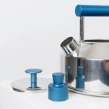 Vintage stainless steel kettle with blue accents - Italian Prandelli 1980s Memphis-inspired design by Raunkjaer Kjaergaard