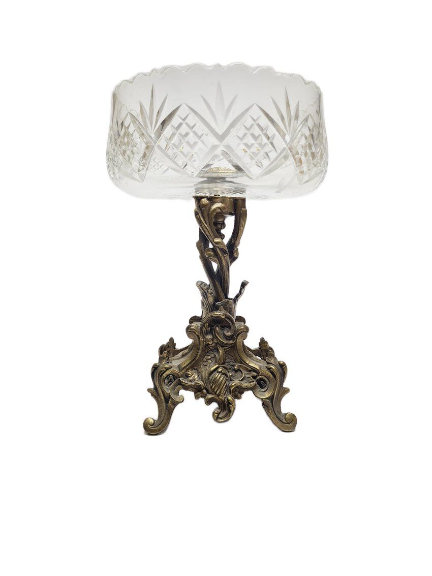 Rococo bronze bowl on stand, France, 1890s