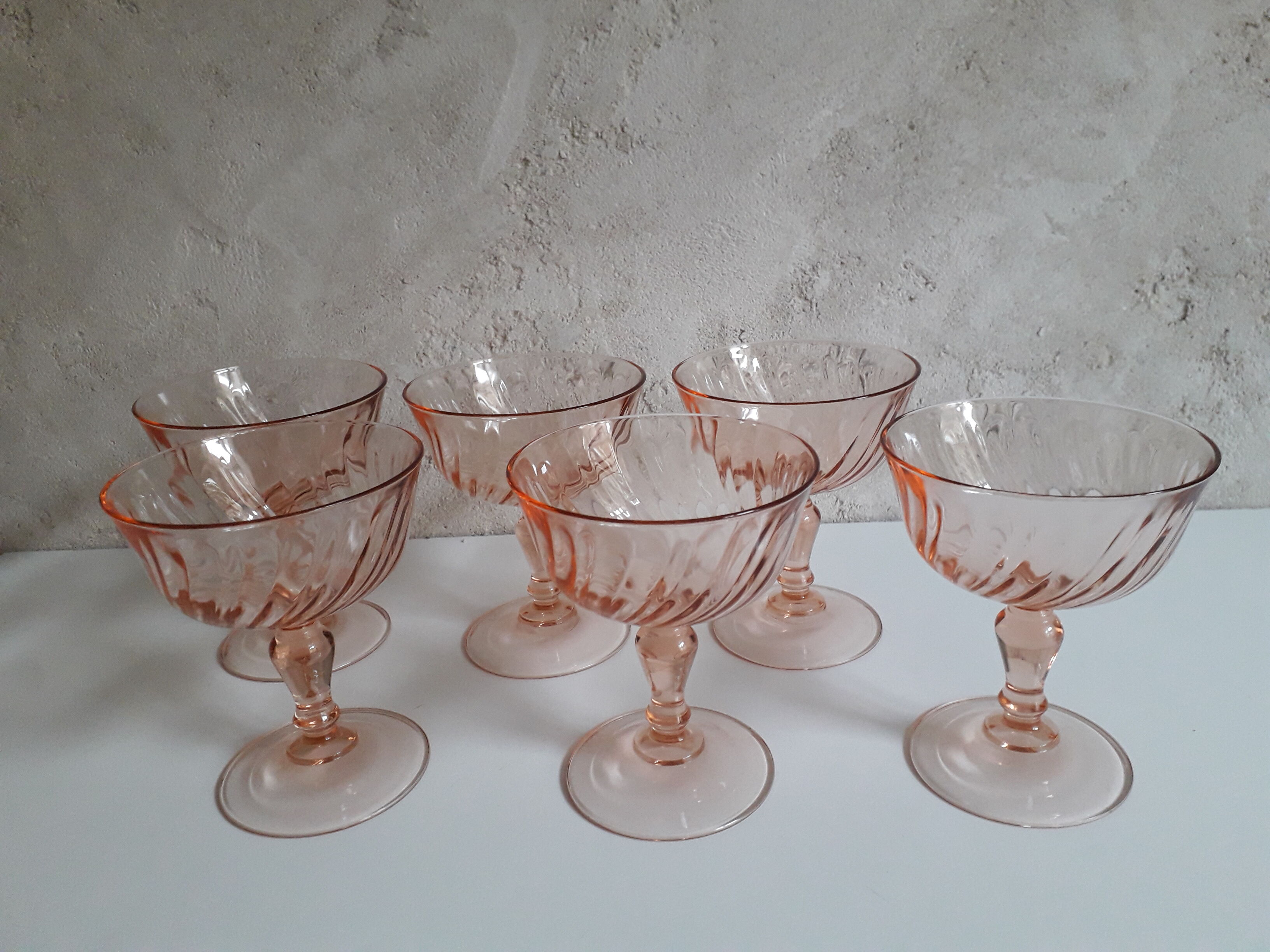 Set of 6 champagne glasses "rosaline" 70s