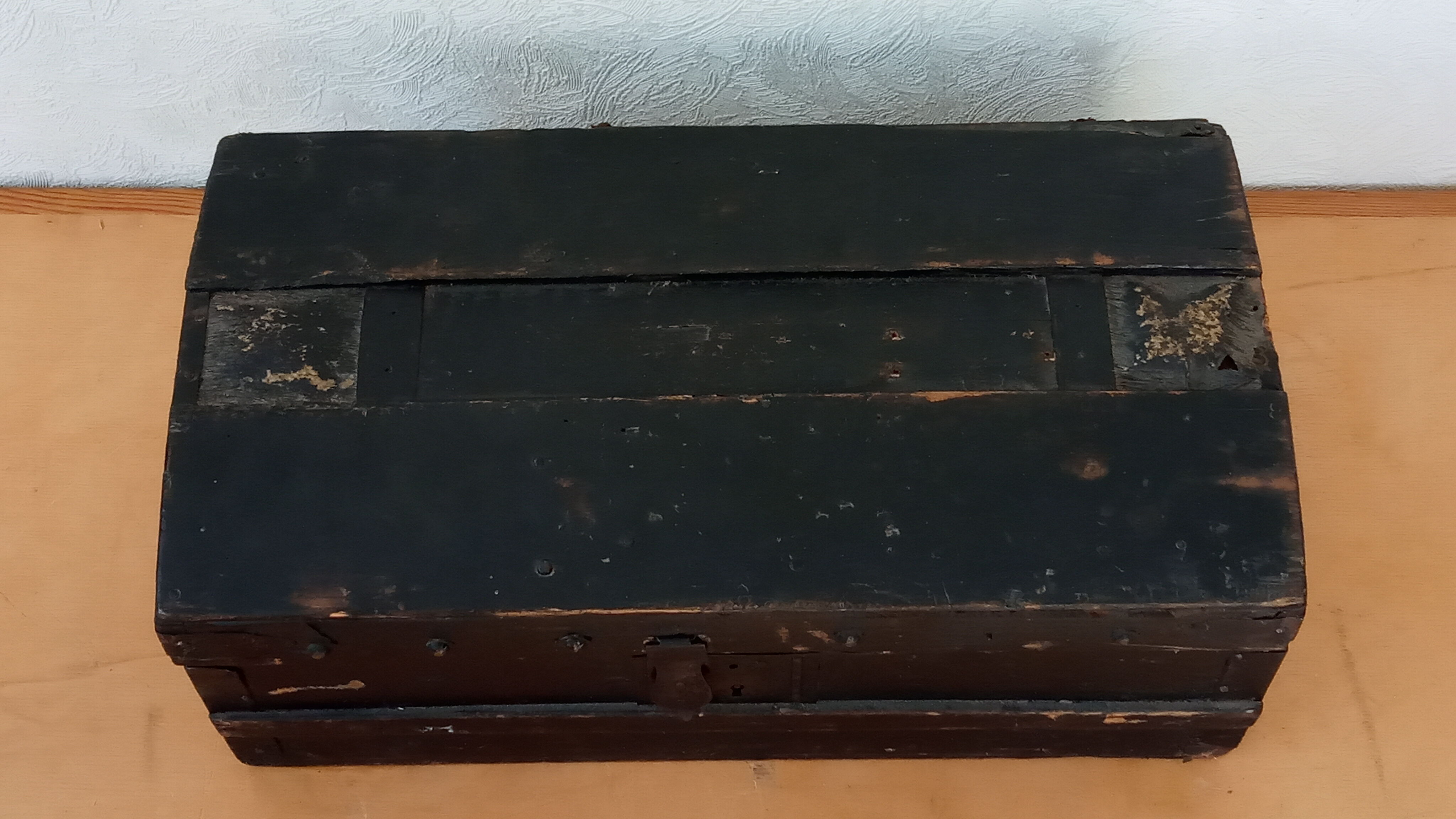 1900 travel trunk